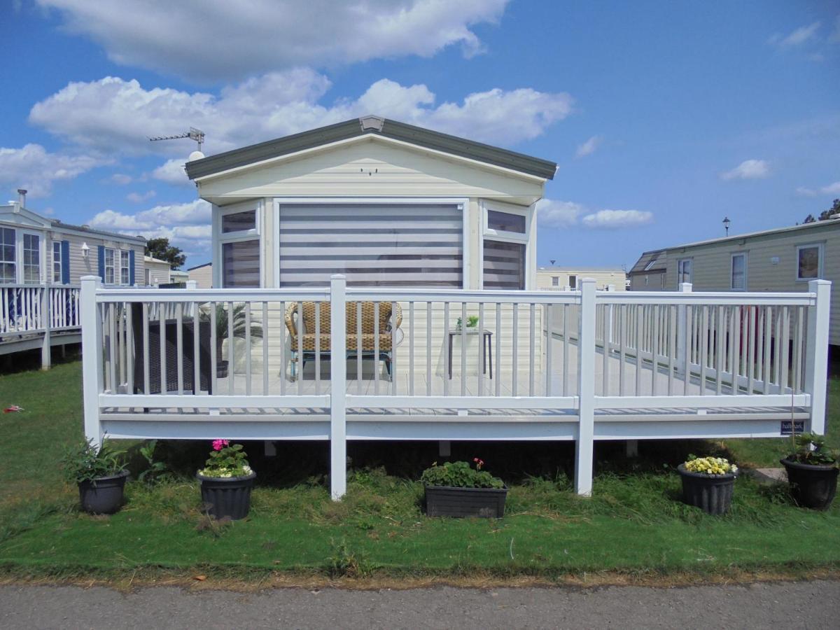 Waterside: Waterside Salisbury:- 6 Berth Large Wrap Around Veranda Ingoldmells Exterior photo